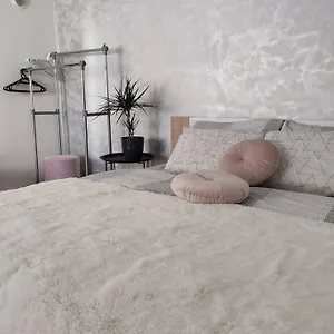 Little Paradise Apartment Pula