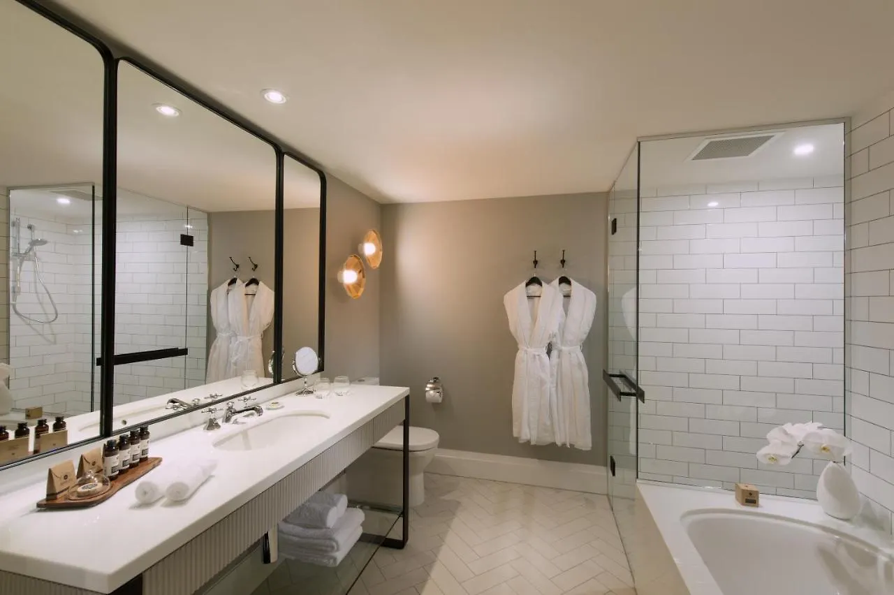 Mayfair Hotel Adelaide